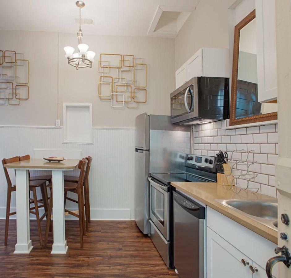 101 E Waldburg - Cozy Cottage Just Off Of Forsyth Park Savannah Ngoại thất bức ảnh